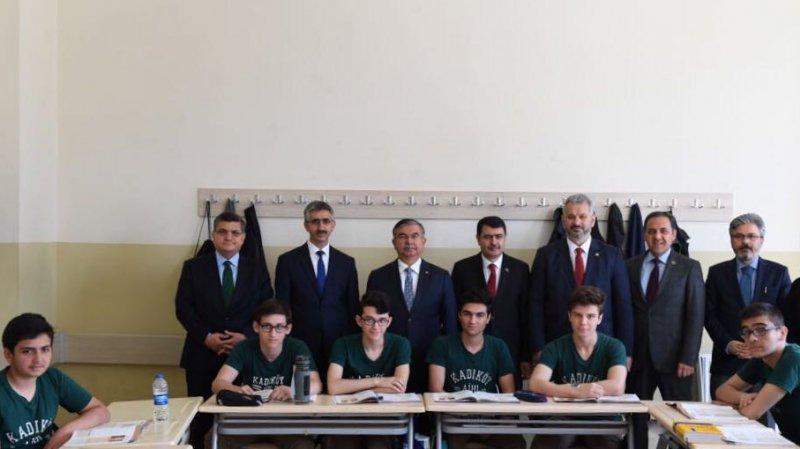 Bakan Yılmaz, İstanbul imam hatip liseleri müdürleri çalışma toplantısına katıldı